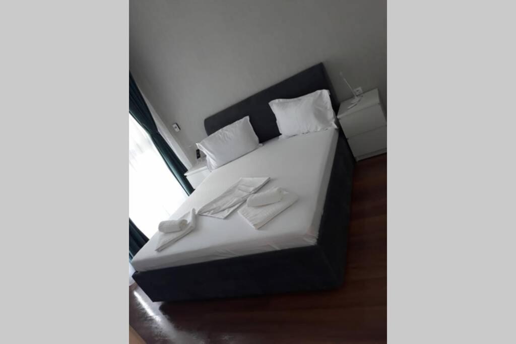 Andreve Apartment By Onix Blue Mamaia Nord, Baby Friendly, Private Parking Navodari Exterior photo