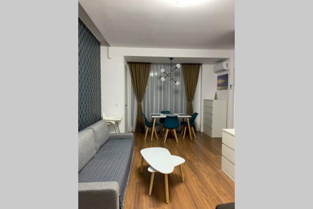 Andreve Apartment By Onix Blue Mamaia Nord, Baby Friendly, Private Parking Navodari Exterior photo